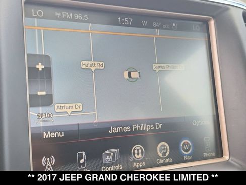 Used 2017 Jeep Grand Cherokee Limited w/ Luxury Group II AWD/4WD image 4