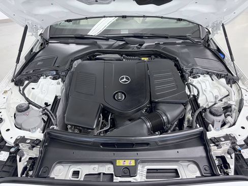 Used 2024 Mercedes-Benz C 300 4MATIC Sedan image 14