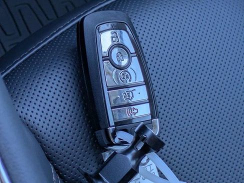 New 2026 Lincoln Aviator Reserve image 29