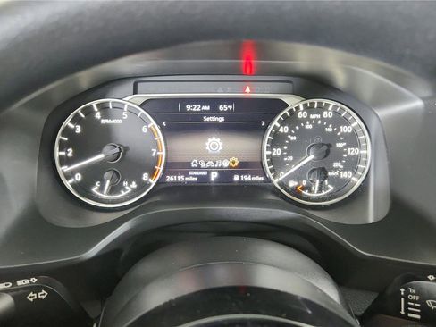 Used 2023 Nissan Rogue SV image 23