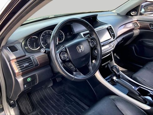 Used 2017 Honda Accord EX-L image 17