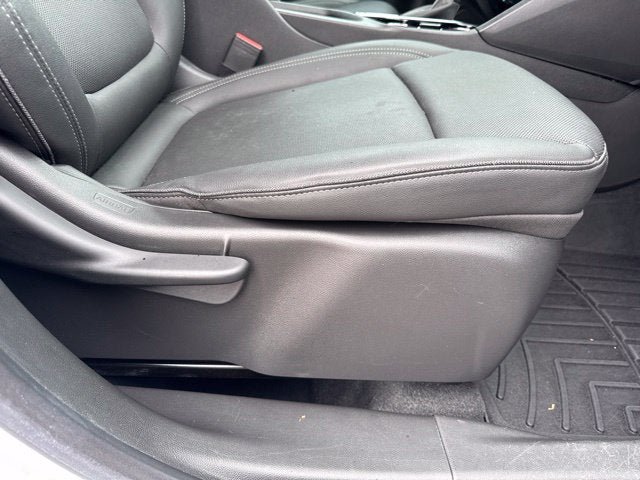 Used 2024 Buick Encore GX Sport Touring AWD/4WD image 27