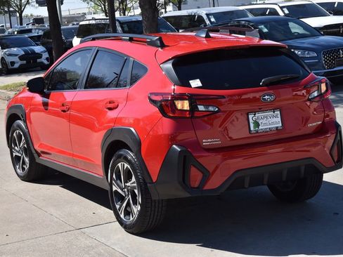 Used 2024 Subaru Crosstrek 2.0i Premium w/ Crosstrek Mirror Package image 10