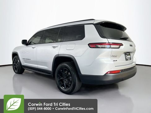 Used 2024 Jeep Grand Cherokee L Laredo AWD/4WD image 11