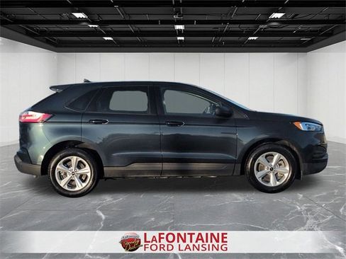 Used 2024 Ford Edge SE image 6