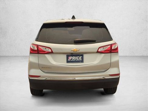 Used 2018 Chevrolet Equinox LS FWD image 6