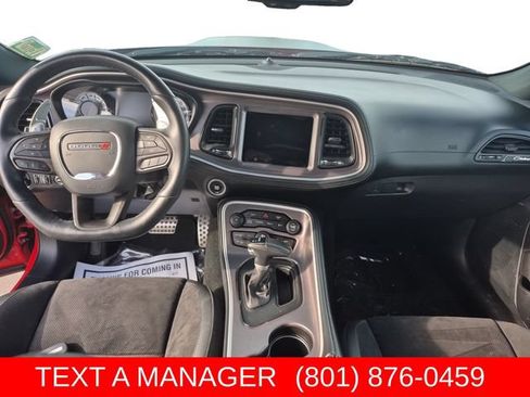 Used 2022 Dodge Challenger R/T Scat Pack RWD image 12