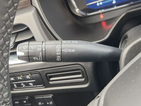 Used 2024 Chevrolet Tahoe Z71 w/ Luxury Package image 27