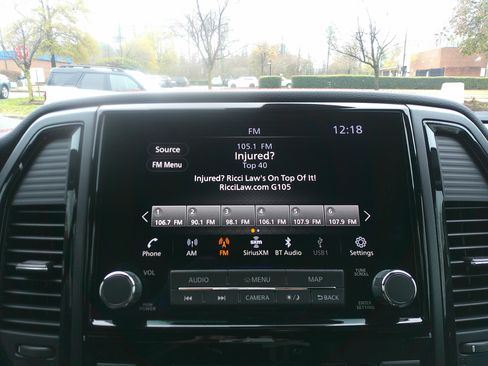 Used 2024 Nissan Titan PRO-4X w/ Pro-4x Convenience Package image 25