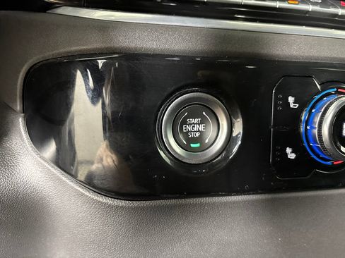 Used 2022 GMC Sierra 1500 SLE AWD/4WD image 20