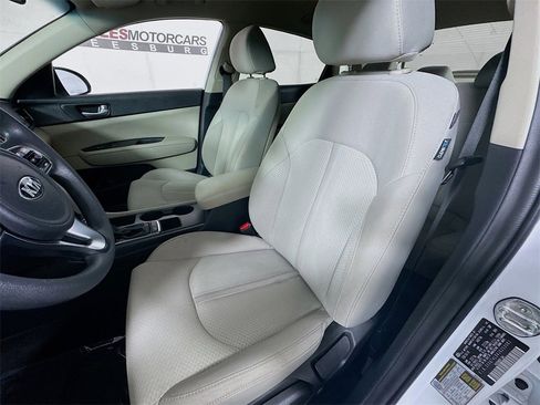 Used 2018 Kia Optima LX w/ 17" Alloy Wheels Package image 20