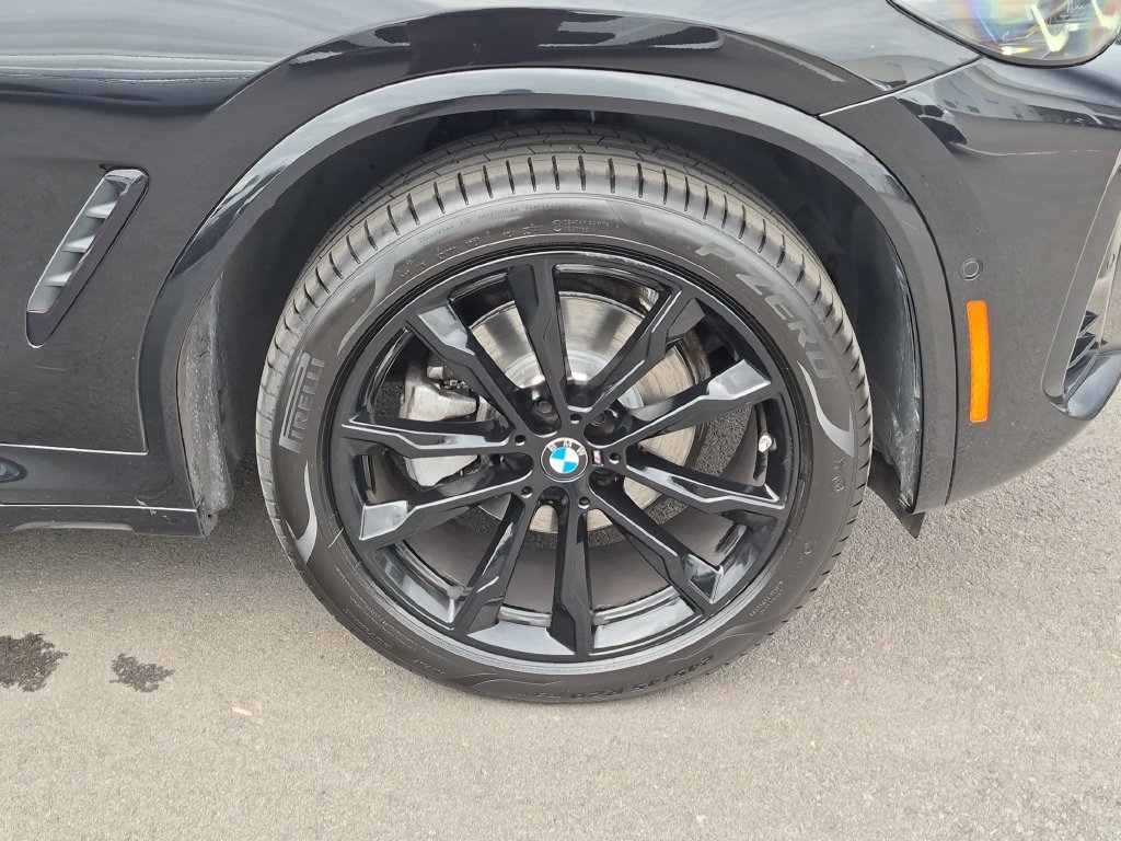 Certified 2025 BMW X4 xDrive30i w/ Premium Package AWD/4WD image 29