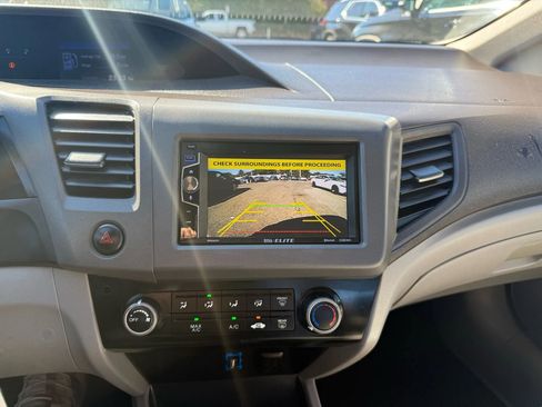 Used 2012 Honda Civic LX image 32