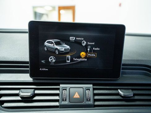 Used 2019 Audi Q5 2.0T Premium image 47