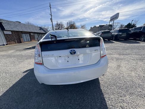 Used 2010 Toyota Prius Four image 25