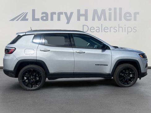 New 2026 Jeep Compass Latitude w/ Quick Order Package 29K image 6