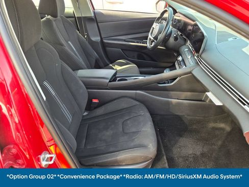 Used 2023 Hyundai Elantra SEL w/ Convenience Package FWD image 9