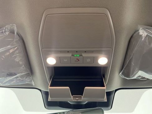 New 2026 Nissan Sentra SR w/ SR Premium Package FWD image 29