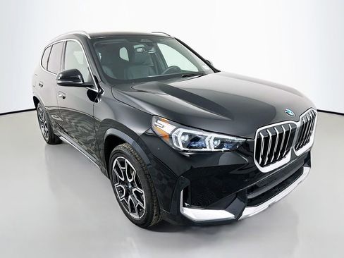 New 2026 BMW X1 xDrive28i w/ Convenience Package image 3