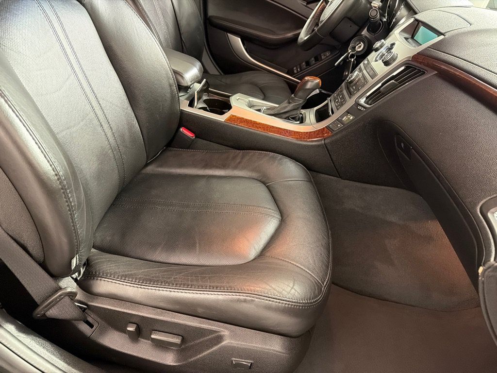 Used 2010 Cadillac CTS Luxury AWD/4WD image 20