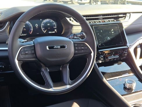 New 2025 Jeep Grand Cherokee Laredo X image 20