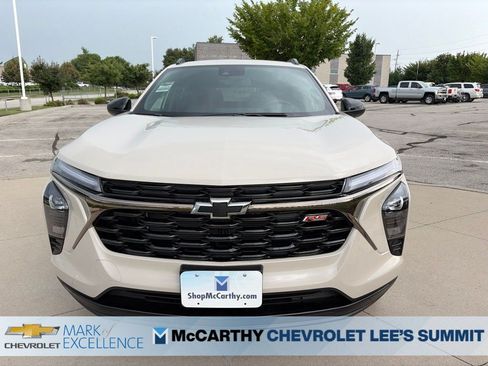 New 2026 Chevrolet Trax RS FWD image 3