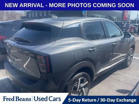 Used 2025 Nissan Kicks SV image 7