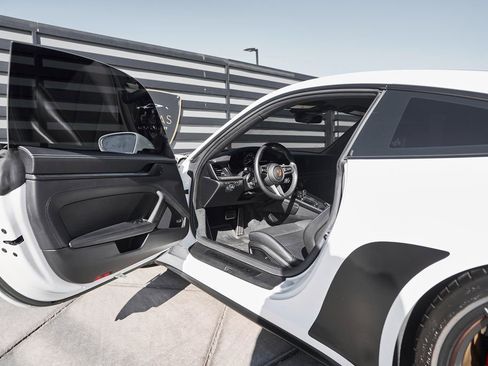 Used 2023 Porsche 911 Carrera 4 GTS w/ Premium Package image 27