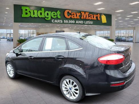 Used 2017 Ford Fiesta Titanium image 5