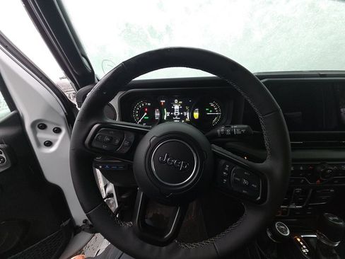 Used 2025 Jeep Wrangler Unlimited Sport S 4xe image 3