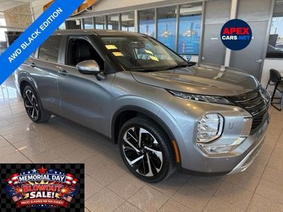 Used 2024 Mitsubishi Outlander SE