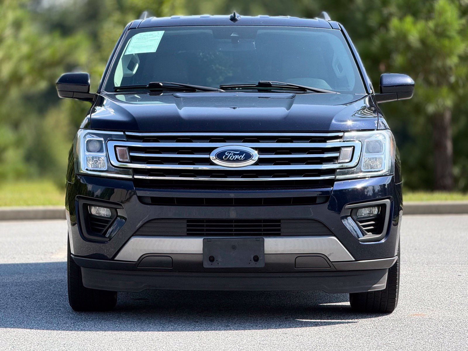 Used 2021 Ford Expedition XLT RWD image 3