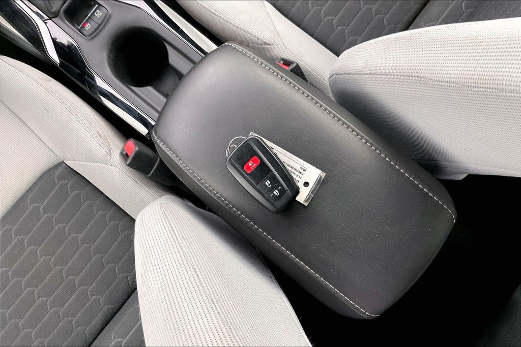 Used 2019 Toyota Corolla SE FWD image 14