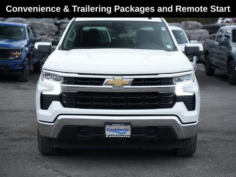 Used 2025 Chevrolet Silverado 1500 LT image 2