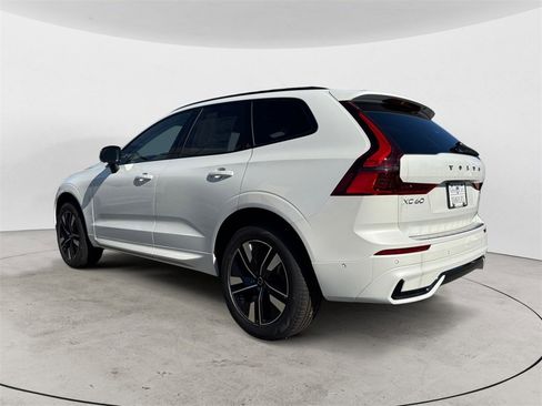 New 2026 Volvo XC60 B5 Plus w/ Protection Package Premier image 3