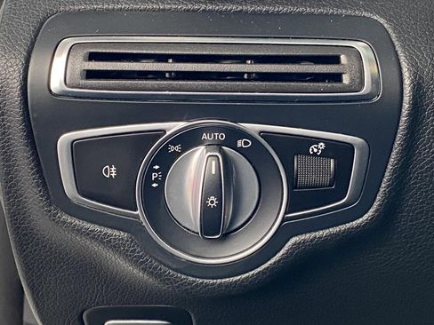 Used 2020 Mercedes-Benz C 300 4MATIC Sedan image 29