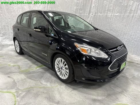 Used 2017 Ford C-MAX SE image 2
