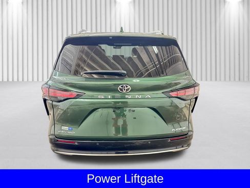 Used 2026 Toyota Sienna Platinum AWD/4WD image 9