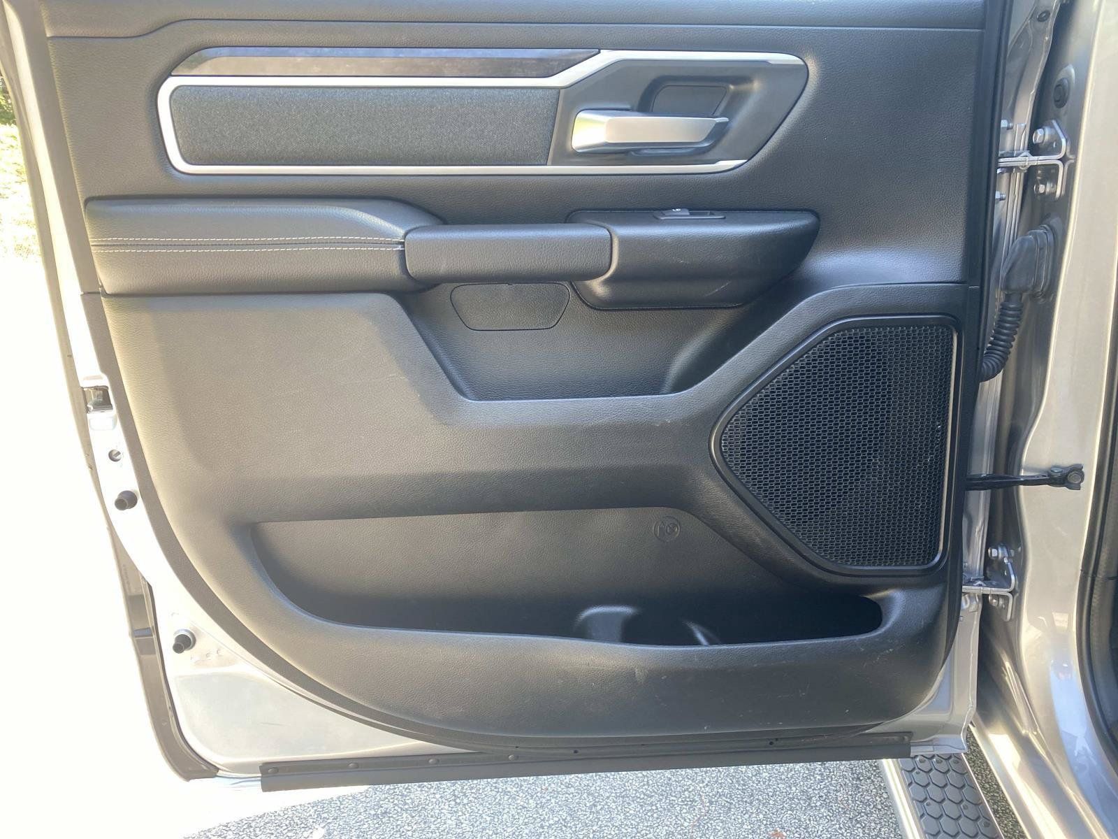 Used 2022 RAM 1500 Big Horn AWD/4WD image 19