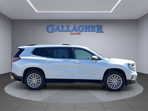 Used 2024 GMC Acadia Denali AWD/4WD image 3