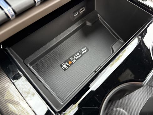 New 2026 GMC Yukon XL Elevation w/ LPO, Illumination Package image 37