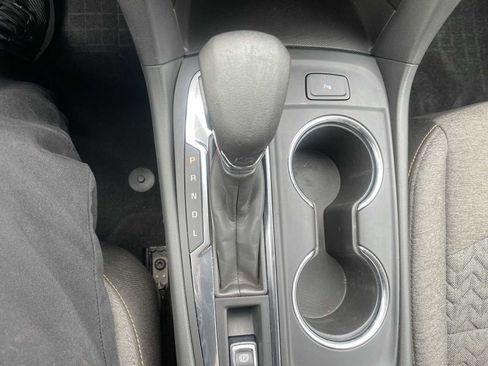 Used 2023 Chevrolet Equinox LT w/ LPO, Floor Liner Package image 20