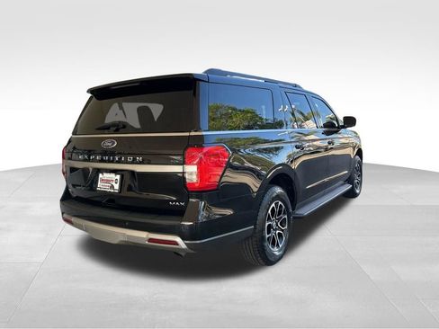 Used 2024 Ford Expedition Max XLT AWD/4WD image 3