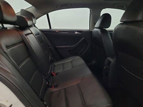 Used 2017 Volkswagen Jetta SEL FWD image 19
