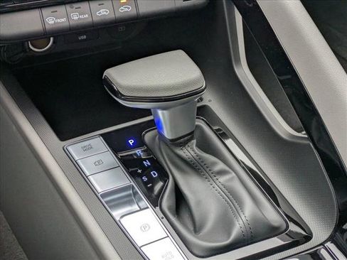 Used 2025 Hyundai Elantra Blue w/ Cargo Package image 16