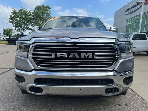 Used 2023 RAM 1500 Laramie AWD/4WD image 2