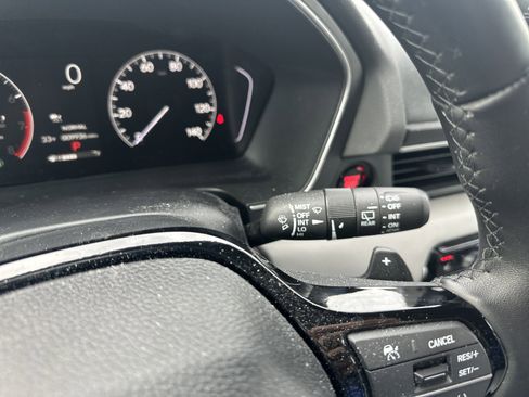 Certified 2025 Honda Pilot EX-L image 23