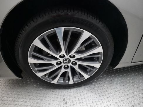 Used 2021 Lexus ES 350 w/ Premium Package FWD image 26