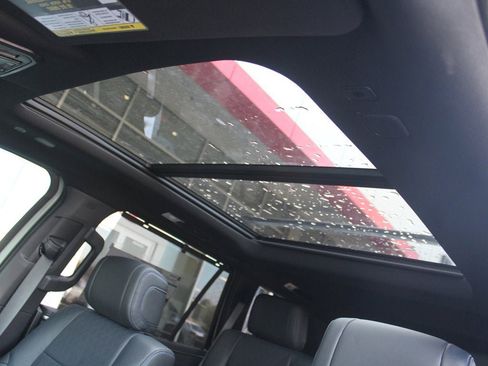 Used 2026 Toyota Sequoia Platinum image 27