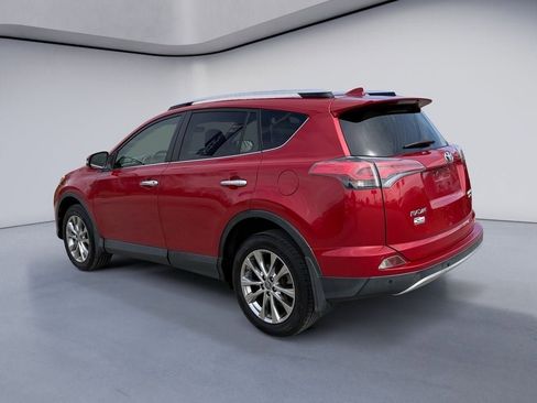 Used 2016 Toyota RAV4 Limited image 3